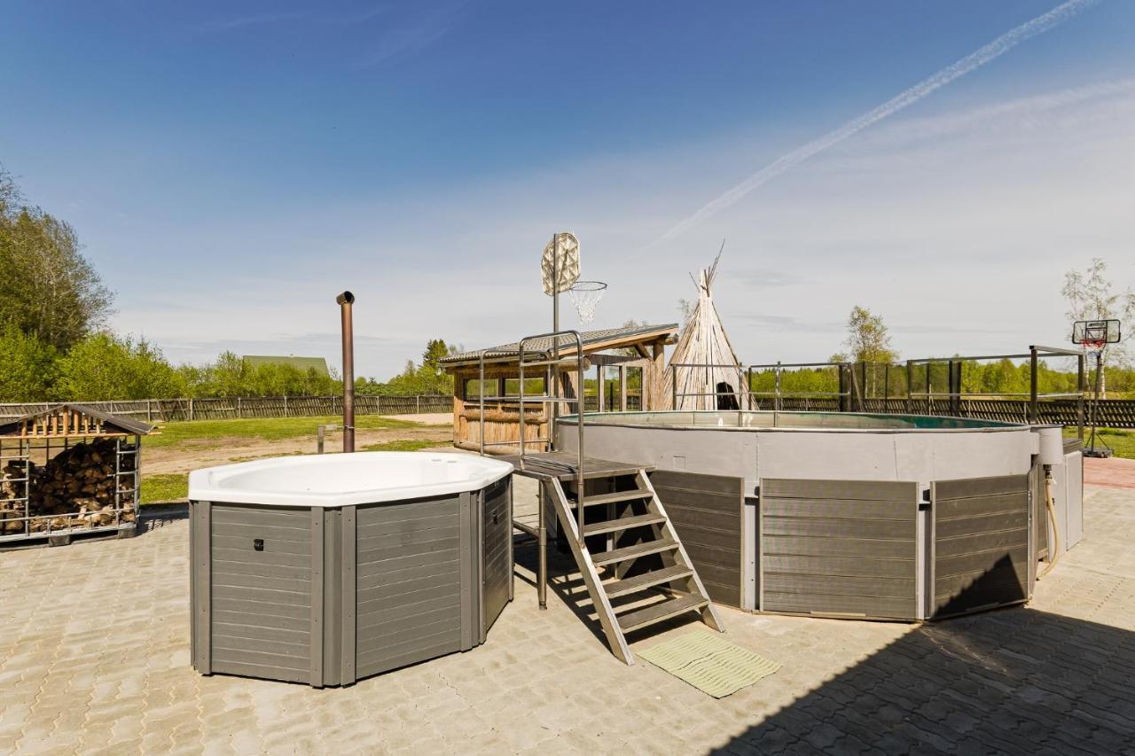Kajamaa Holiday Home Saku Екстер'єр фото