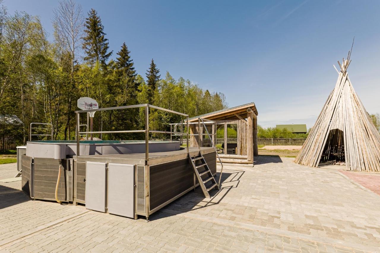 Kajamaa Holiday Home Saku Екстер'єр фото