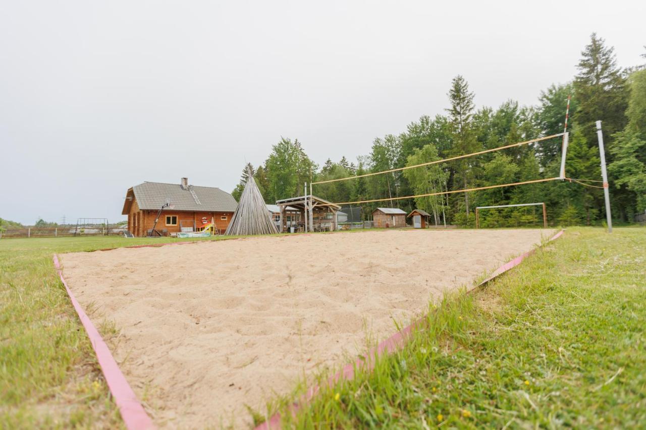 Kajamaa Holiday Home Saku Екстер'єр фото