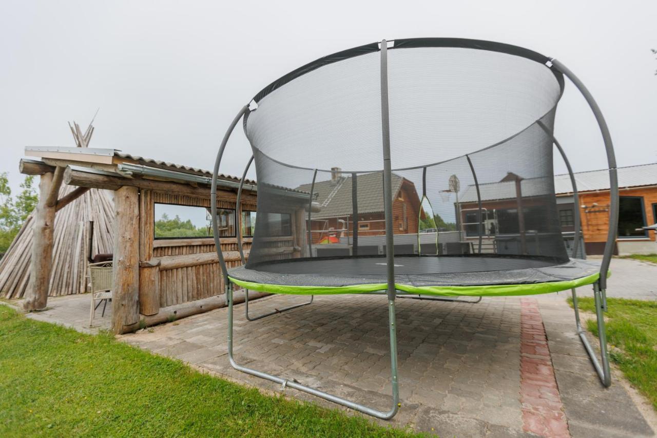 Kajamaa Holiday Home Saku Екстер'єр фото
